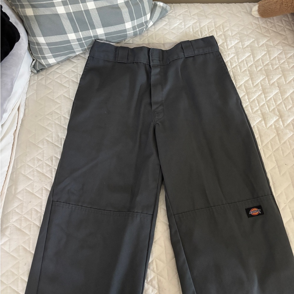 Dickies pants loose fit